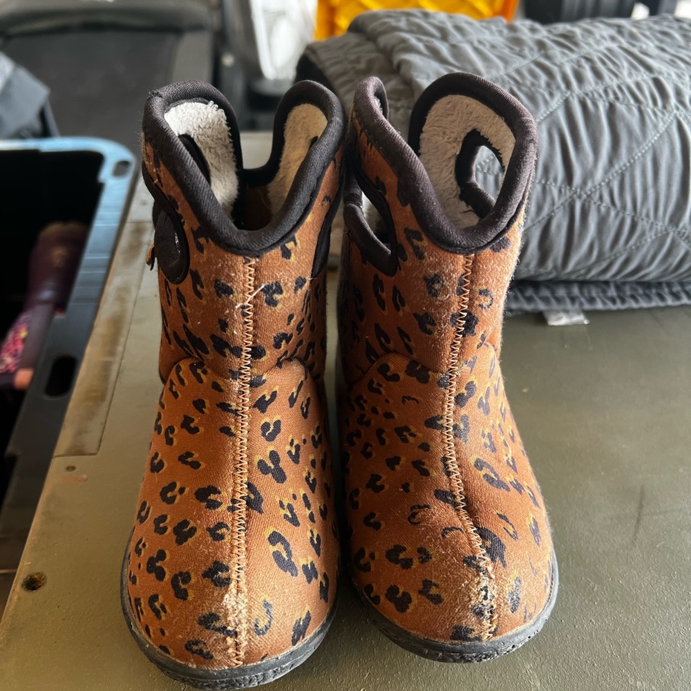 Leopard Print Brown Boots